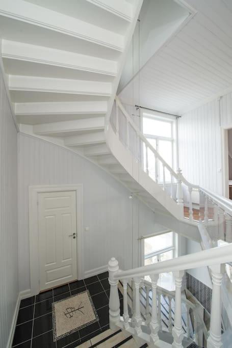 Enter Tromso - Exclusive 4 Bedroom Villa Eksteriør billede