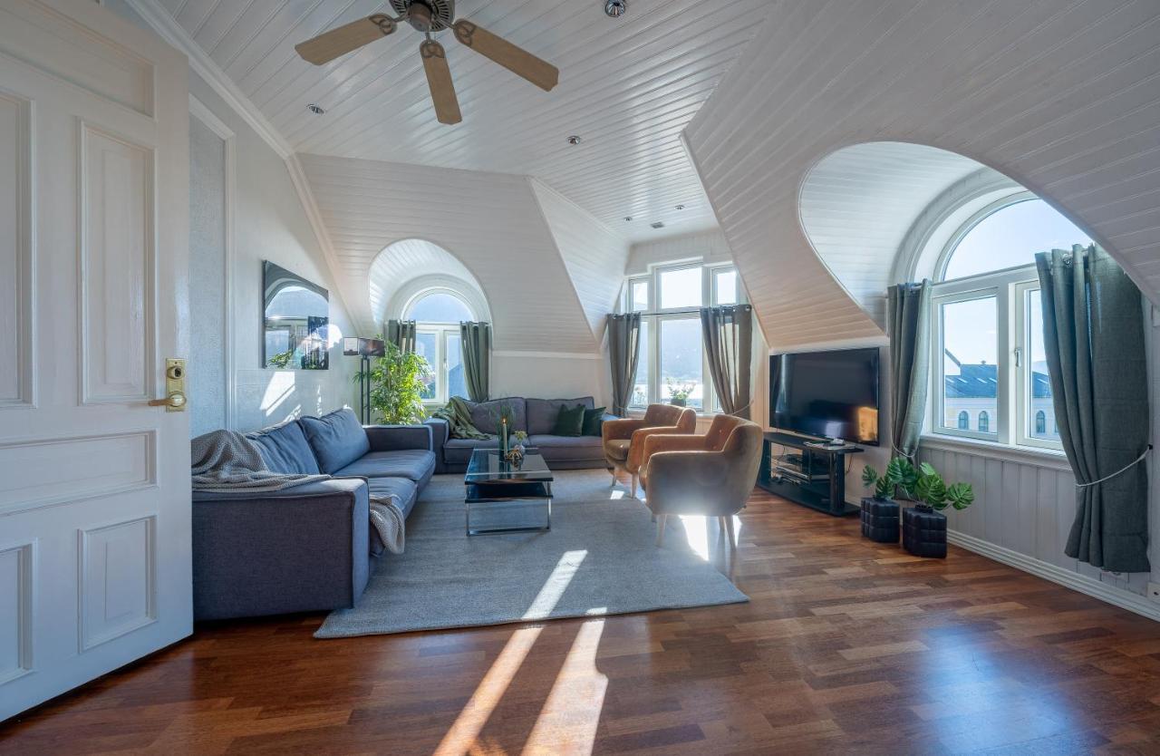 Enter Tromso - Exclusive 4 Bedroom Villa Eksteriør billede